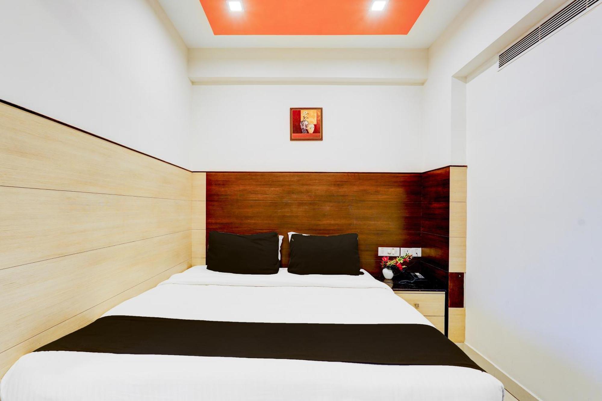 Super Townhouse Chennai Near Airport Formerly Sai Bala Budget Exteriör bild