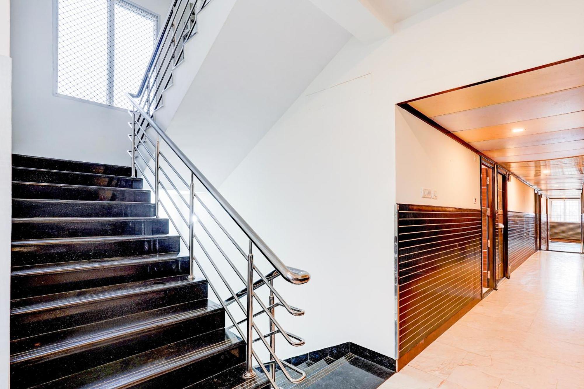 Super Townhouse Chennai Near Airport Formerly Sai Bala Budget Exteriör bild