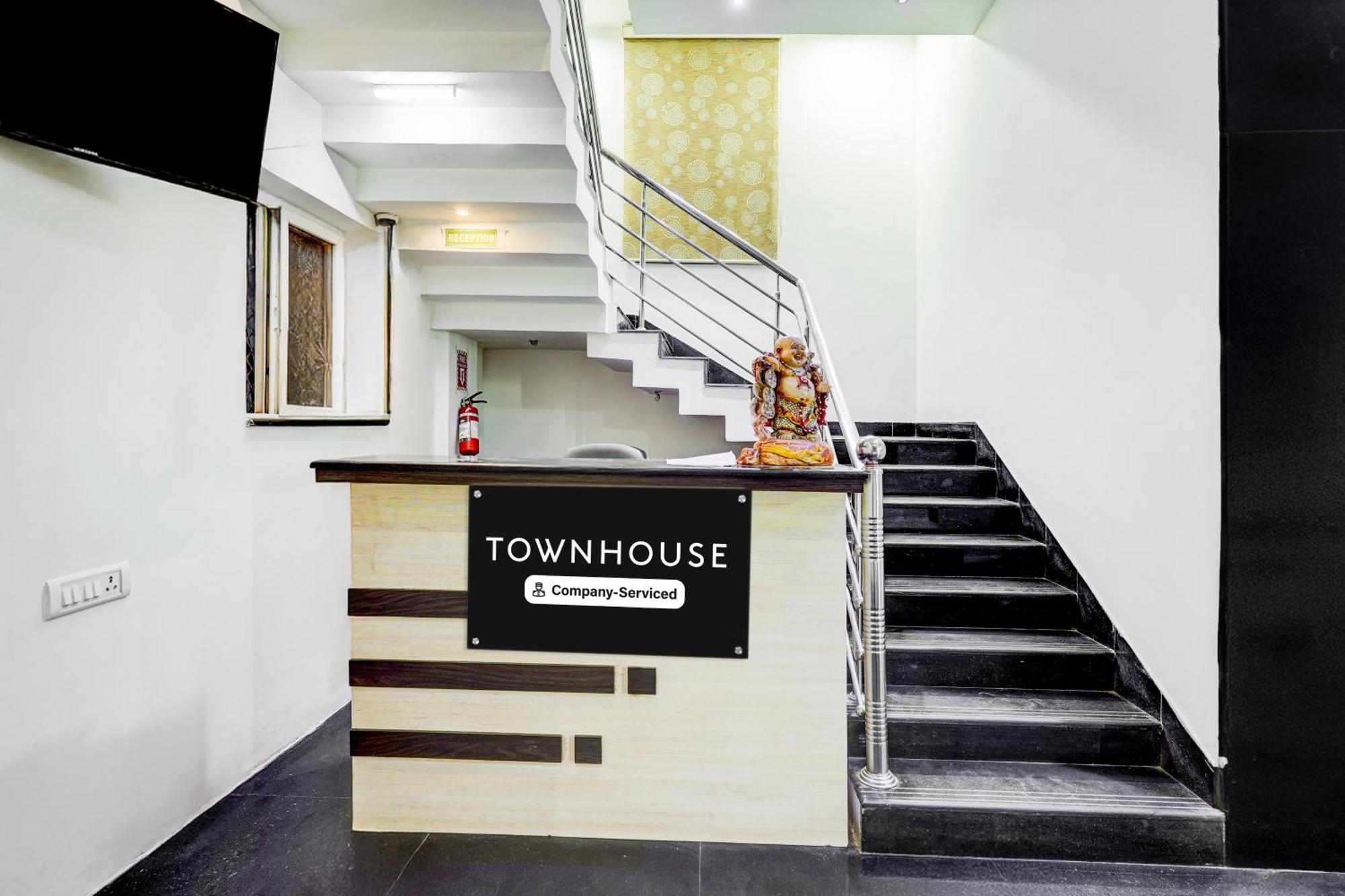 Super Townhouse Chennai Near Airport Formerly Sai Bala Budget Exteriör bild