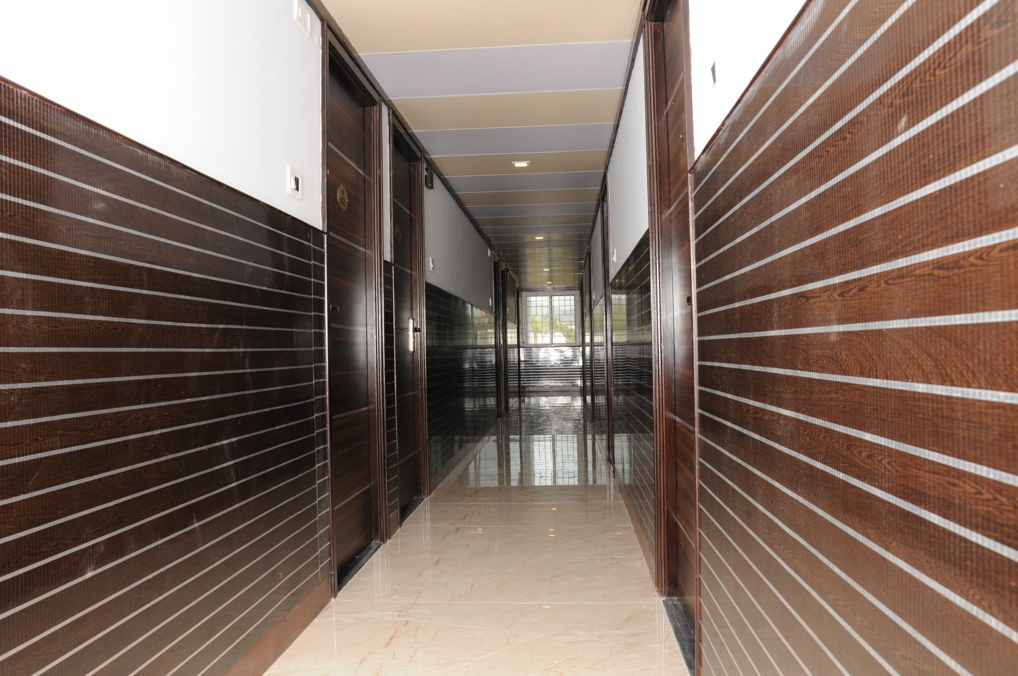 Super Townhouse Chennai Near Airport Formerly Sai Bala Budget Exteriör bild
